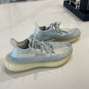 Adidas Yeezy Boost 350 v2 Cloud White Sneakers